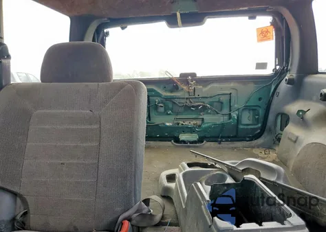 1998 Jeep Grand Cherokee Laredo из США, поврежденный, VIN 1J4FX58S2WC135796